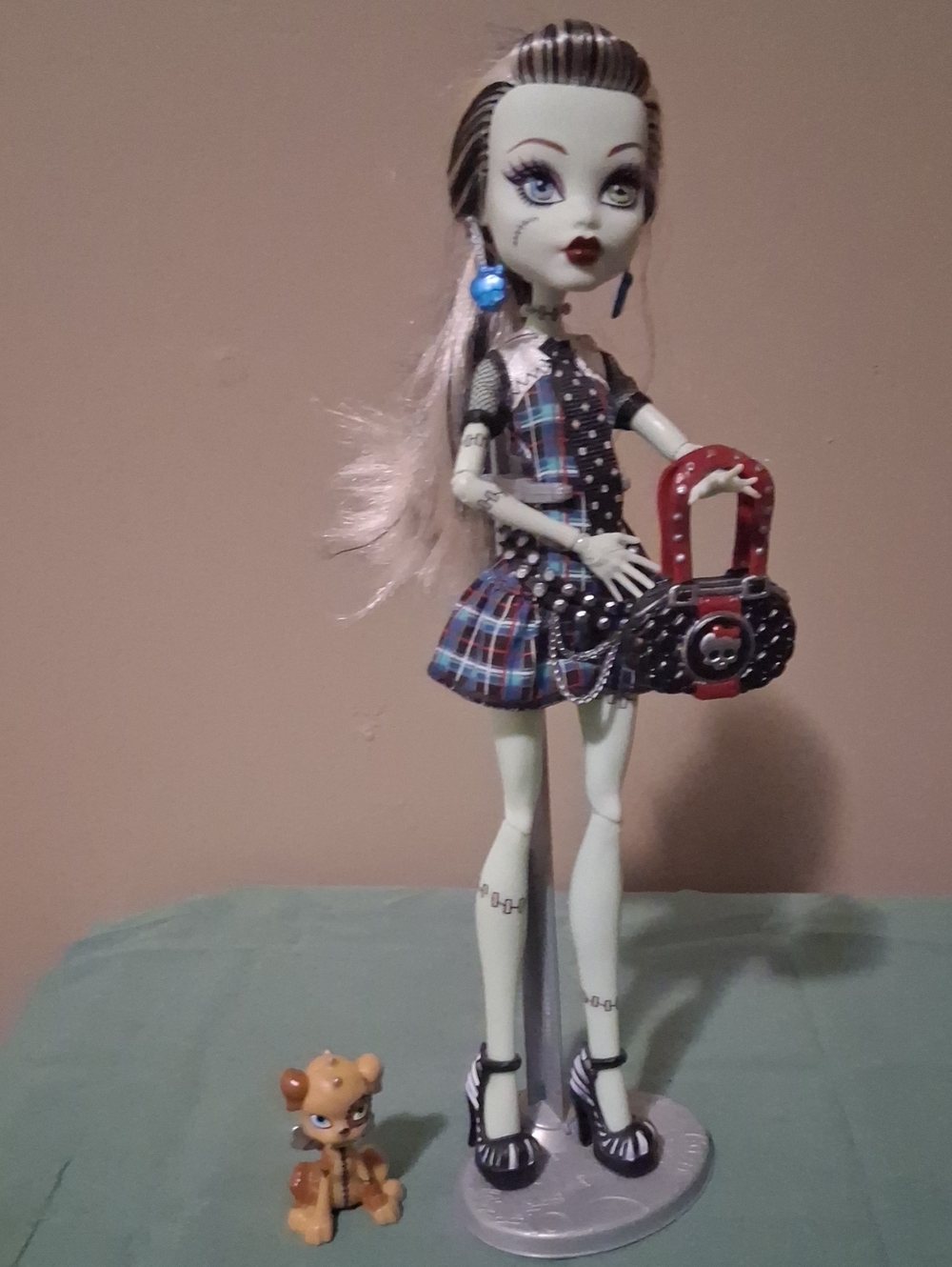 Booriginal Creepoduction Frankie Stein